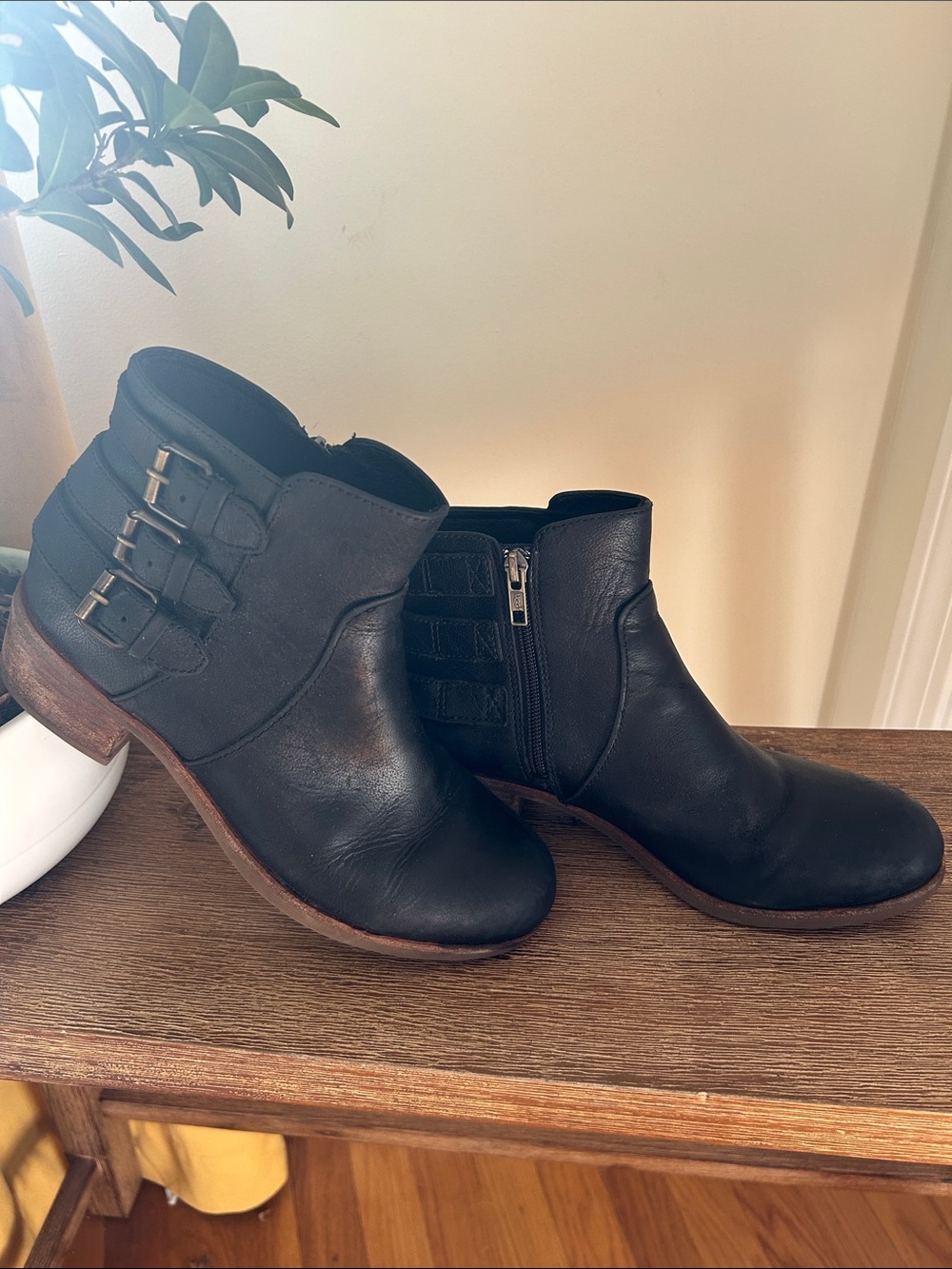 UGG Volta Black Leather triple buckle motto Ankle Booties